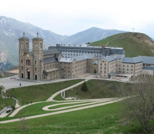 Tränen in den Alpen – Unterwegs in La Salette Panorama_LaSalette