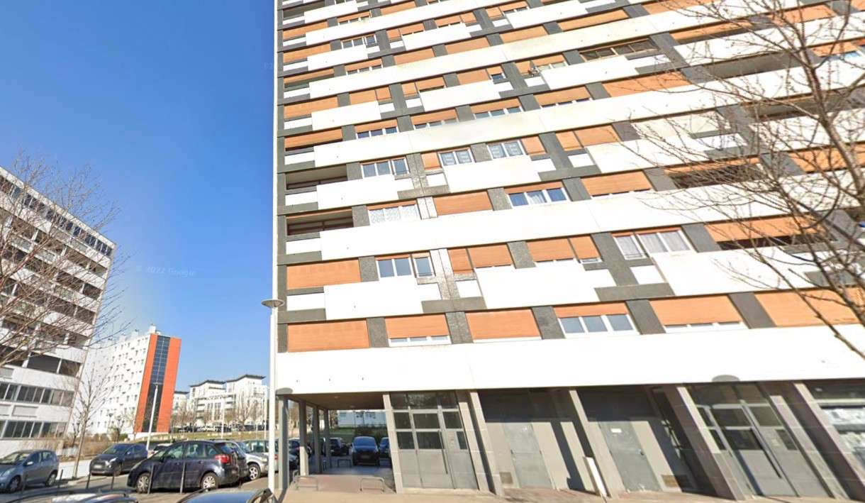 Tödlicher Sturz in Rillieux-la-Pape: War es ein Femizid?