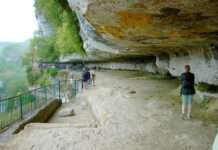 Périgord im Frühling: Das lange Himmelfahrts-Wochenende die kurbelt die Touristensaison an Roque_saint_christophe1