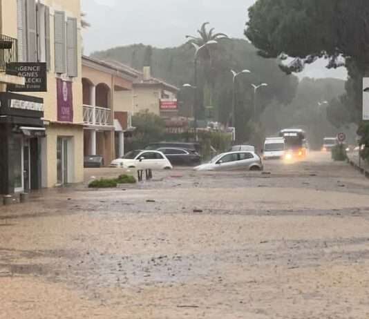 Var unter Wasser: Drei Tote, zerstörte Straßen – und die Frage, wie oft noch? Überschwemmung_Lavandou_ScreenX