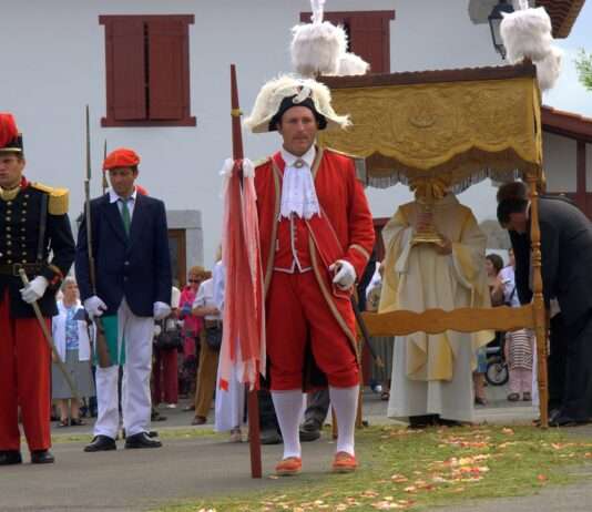 Fête-Dieu und Fronleichnam: Zwei Länder, ein Sakrament – und doch nicht ganz gleich Fête-Dieu