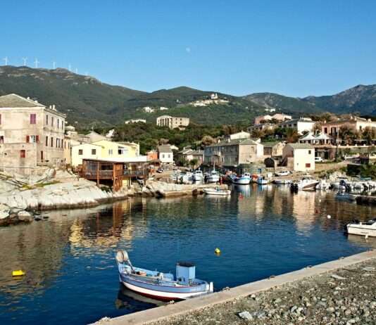 Wilde Schönheit, sanfte Wege – unterwegs auf dem Cap Corse Centuri-marina-Wikipedia