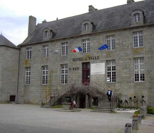 Messerattacke bei Schulfest in Pont-l’Abbé: Ein Ort zwischen Schock und Fragen Pont-l-Abbé