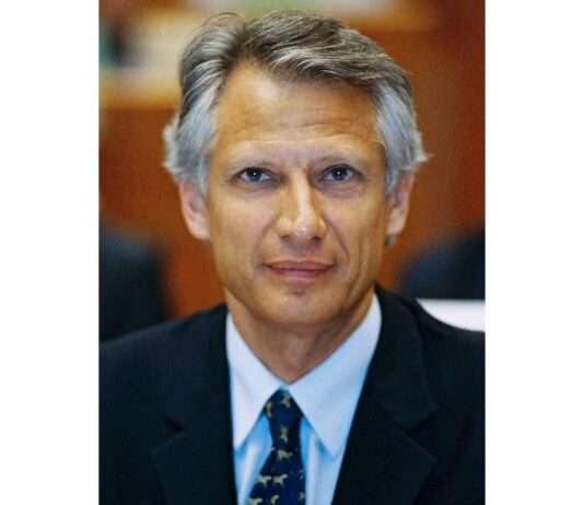 De Villepin kehrt zurück – Neue Partei „La France humaniste“ mischt die französische Politik auf Dominique_de_Villepin_2003_Wikipedia