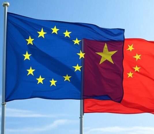 „Strategische Energiewende: Warum China Europas ökologisches Führungsmomentum abhängt“ Europe_China_Flaggen_Illustration