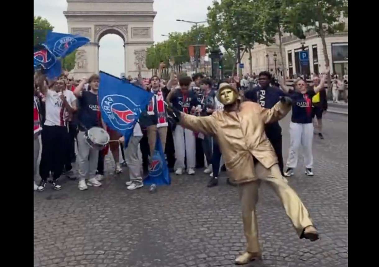 Paris im Freudentaumel: PSG feiert historischen Champions-League-Sieg – und der Eiffelturm feiert mit