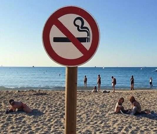 Frankreich zieht die Reißleine: Ab heute herrscht Rauchverbot in Parks, an Stränden und vor Schulen Rauchverbot_Strand_Frankreich_Illustration