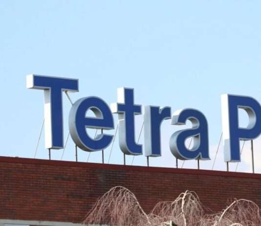 Verzweiflung und Widerstand – Arbeiter blockieren Tetra-Pak-Werk in Longvic Tetra_Pak_ScreenX