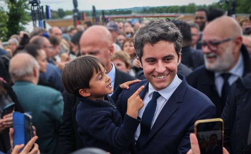 Gabriel Attal: Seine Kandidatur für 2027 nimmt Konturen an