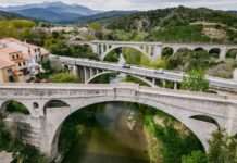 Brücken am Limit – warum Frankreichs stille Infrastrukturkrise längst zur politischen Bewährungsprobe geworden ist Le_pont_du_Diable_à_Cêret