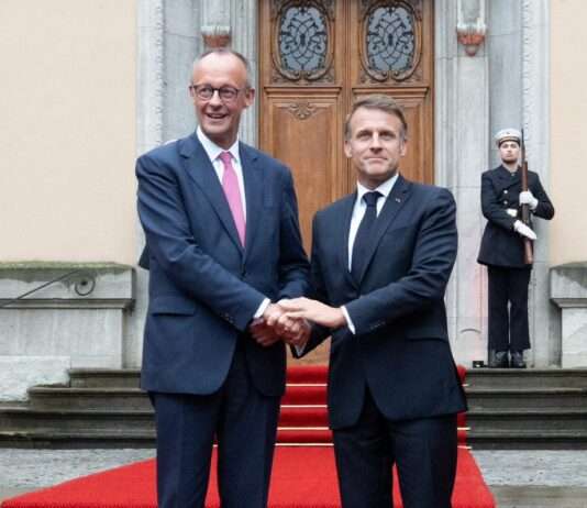 Gemeinsamer Widerstand, unterschwellige Spannungen – Das deutsch-französische Gipfeltreffen in Berlin Merz_Macron_Berlin_ScreenX