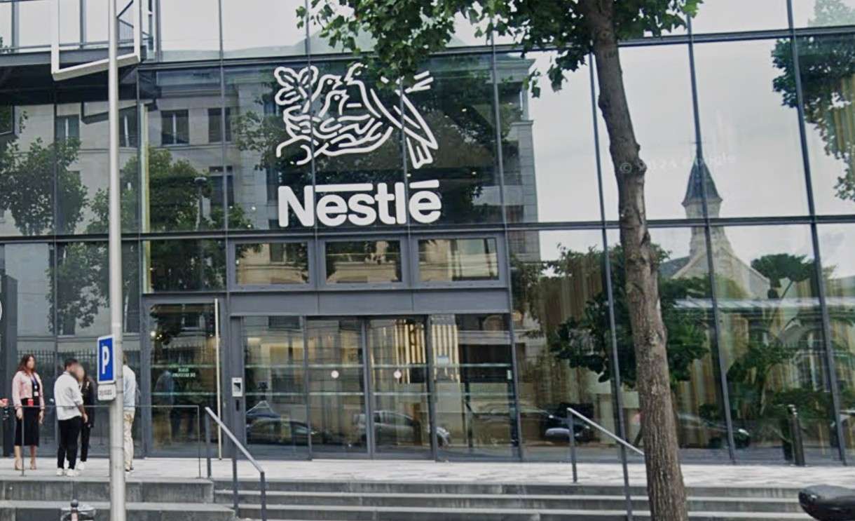 Nestlé unter Druck: Durchsuchungen im französischen Hauptquartier wegen Mineralwasserskandal