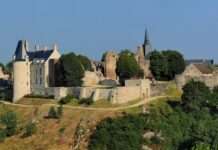 Sainte-Suzanne – Wo Geschichte auf stille Schönheit trifft Sainte-Suzanne