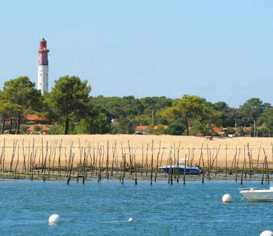 Leuchtturmromantik bei Sonnenuntergang – Magische Momente auf dem Phare du Cap Ferret CapFerret-phare+plage1-byRundvald