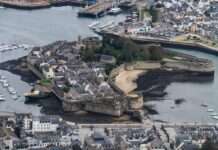 Wasser wird knapp – und das mitten in der Bretagne Concarneau_-_la_ville_close_à_marée_basse