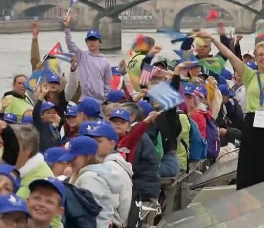 Ferien wie im Traum – für einen Tag mitten in Paris Ein-Tag-Ferien_Secours-Populaire_ScreenX