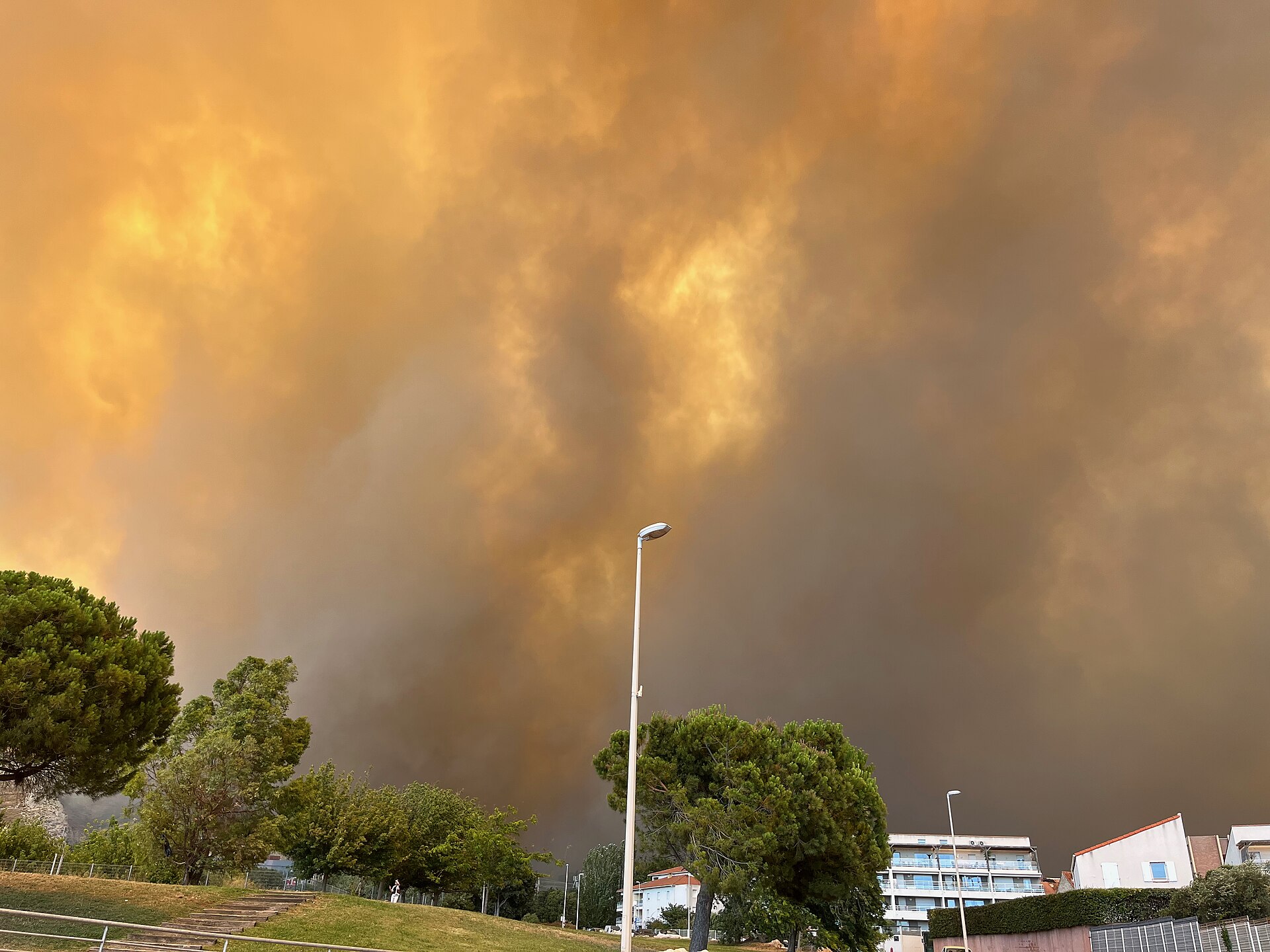Feuerdrama in Marseille – Wie die Stadt die Betroffenen auffängt
