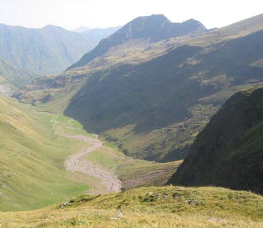 Blitzschlag im Gebirge – ein Drama in der Vallée de la Géla Lagela-Wikipedia