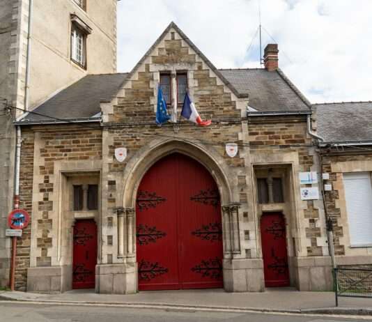 Nantes und das Schweigen: 40 Jahre sexueller Missbrauch am Collège-Lycée Saint-Stanislas Lycée_Saint_Stanislas_Nantes_Wikipedia