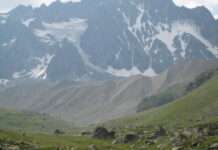 Tragödie in den Hautes-Alpes – Vermisster britischer Wanderer nach fast einem Jahr tot aufgefunden Moraine_frontale_du_glacier_d'Arcine