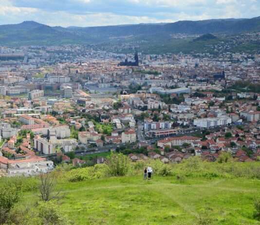 Clermont-Ferrand unter Beschuss: Wie der Drogenkrieg die „ruhige“ Hauptstadt der Auvergne erschüttert Clermont-Ferrand_Wikipedia