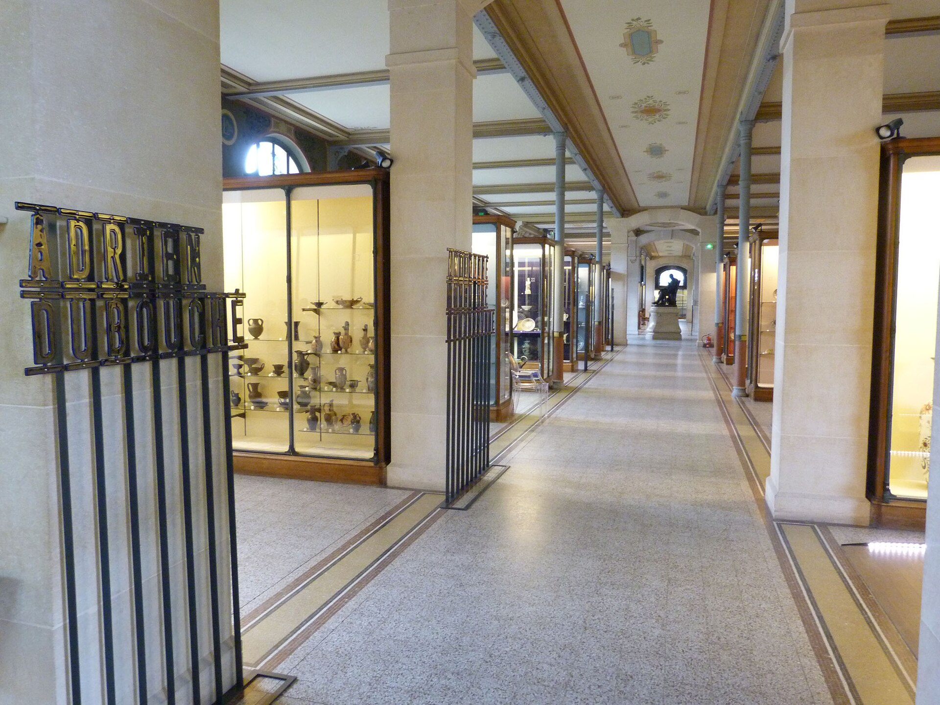 Porzellanraub im Museum von Limoges – ein Schlag ins Herz des Kulturerbes