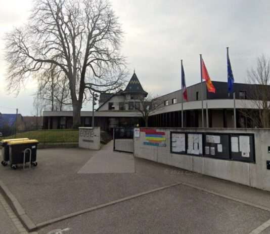 Bas-Rhin: Wenn die Verwaltung einen Menschen für tot erklärt Bürgerzentrum_Truchtersheim_ScreenGoogle