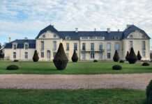 Feuerdrama in der Normandie: Schloss Médavy zu zwei Dritteln zerstört Château_de_Médavy