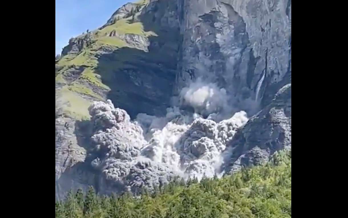Wenn die Berge wanken: Spektakulärer Felssturz im Cirque du Fer-à-Cheval