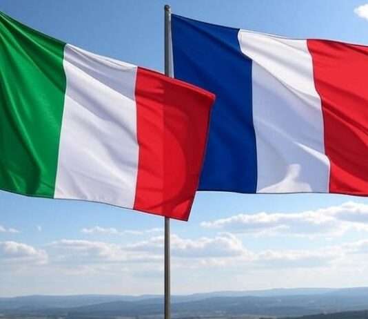 Frankreich taumelt – und Europa schaut besorgt nach Paris Italien_Frankreich_Flaggen_Illustration