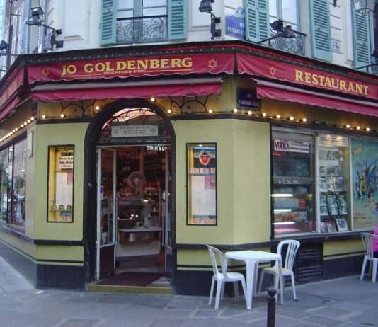 Attentat in der Rue des Rosiers: Ein Durchbruch nach über 40 Jahren – was die Verhaftung bedeutet Jo_Goldenberg_restaurant,_Paris_12_June_2005