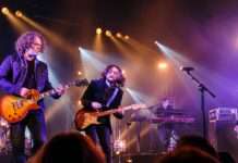 Matmatah: 30 Jahre Rock, Bretagne und ein Jubiläum in der Accor Arena Matmatah_Plougastel_2017_Wikipedia