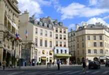 Selbstmord an der Place Beauvau: Ein stiller Schrei mitten im Herzen der Macht Paris_VIII_place_Beauvau_Wikipedia