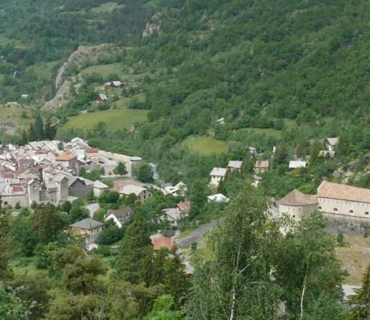 Colmars-les-Alpes – Ein mittelalterliches Juwel im Hochgebirge Colmars-les-Alpes