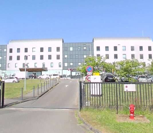 Hôpital d’Évreux: Bürgerkredit für 22 Betten – ein Hilferuf an den Staat Krankenhaus_Evreux_ScreenGoogle