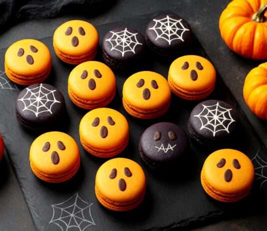 Macarons d’Halloween – französische Eleganz trifft schaurigen Charme Macarons-d-Halloween