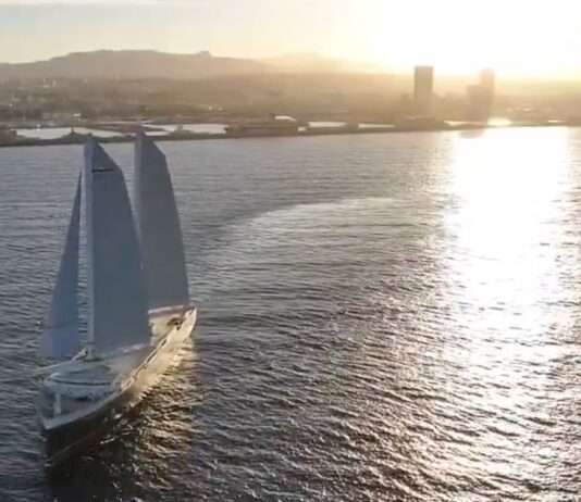 Segel setzen für den Wandel: Der „Neoliner Origin“ macht Station in Marseille Neoliner-Origin_ScreenX