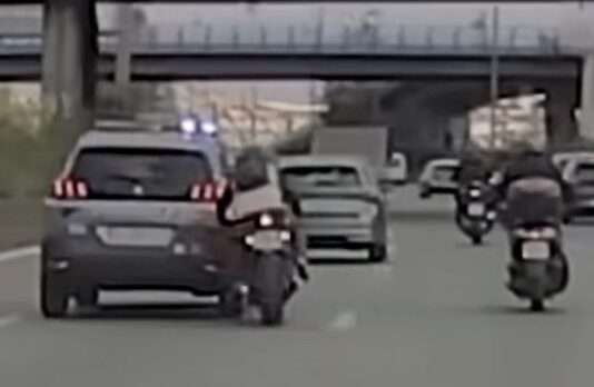 Blaulicht als Waffe? Der Fall Hugo wirft Fragen auf Polizeigewalt_Autobahn_ScreenYoutube