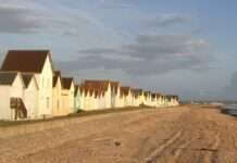 Bunt, charmant, unvergesslich: Die Cabines von Ravenoville Ravenoville_Plage