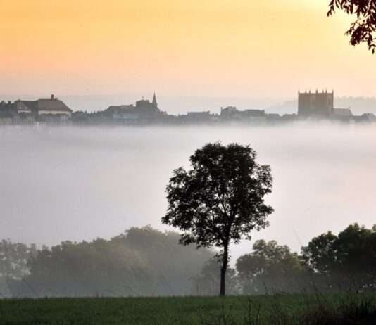 Saint‑Flour: Auf Lava gebaut – Ein verstecktes Juwel in der Auvergne Saint-flour_Wikipedia
