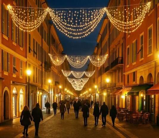 Magie aus Metall – Wie im Vaucluse ein neues Weihnachtslicht entsteht Weihnachtsbeleuchtung_Nizza_Illustration