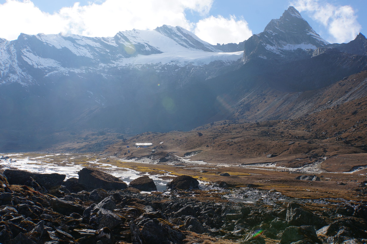Tod am Berg: Wie Schnee und Sturm im Himalaya neun Menschen das Leben kosteten