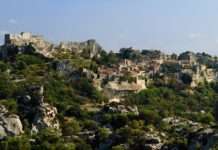 Les Baux‑de‑Provence — Steinernes Märchen über der Provence Baux_de_Provence_Wikipedia