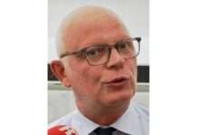 Édouard Philippe und das Sozialbudget: Bruch mit Macron oder kalkuliertes Manöver? Édouard_Philippe_Wikipedia_2