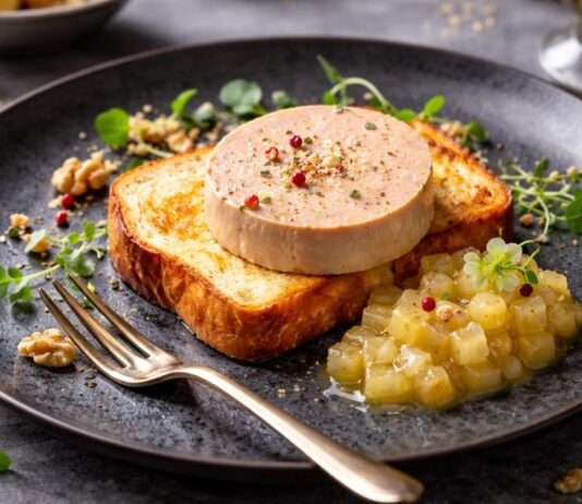 Foie Gras mit Brioche & Apfel-Calvados-Gel Foie-Gras-mit-Brioche-&-Apfel-Calvados-Gel