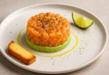 Lachstatar mit Avocado & Limette – Modernes französisches Weihnachtsgericht Lachstatar-mit-Avocado-&-Limette