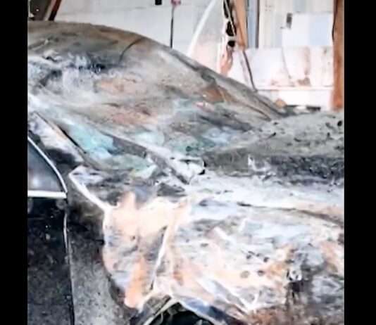 Wenn eine Porsche-Fahrt zum Albtraum wird – Lapugnoy ringt um Fassung nach einem Crash, der alles verändert Porsche-kracht-in-Haus_ScreenX