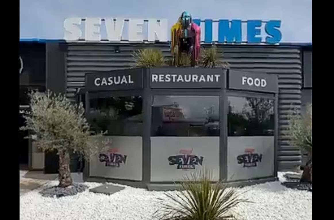 Zwischen Marketingidee und politischem Sturm – wie ein Restaurant bei Lyon zur Projektionsfläche wurde