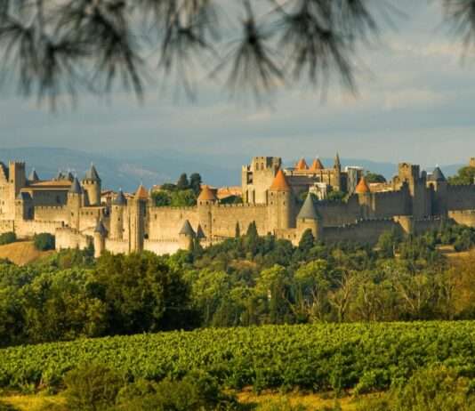 Aude – Wo Wind, Wein und Stein Geschichten erzählen Carcassonne