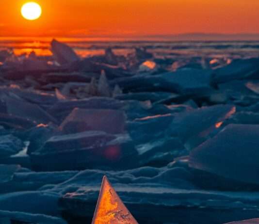 Das Gedächtnis des Eises – warum die Menschheit ihre klimatische Vergangenheit nun in der Antarktis bewahrt Antarktis-Master Unknown_unsplash